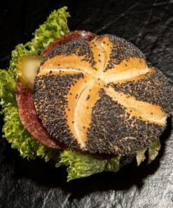 Mini Mohnsemmel mit Haussalami
